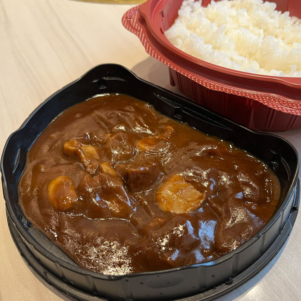 秋田由利牛カレー