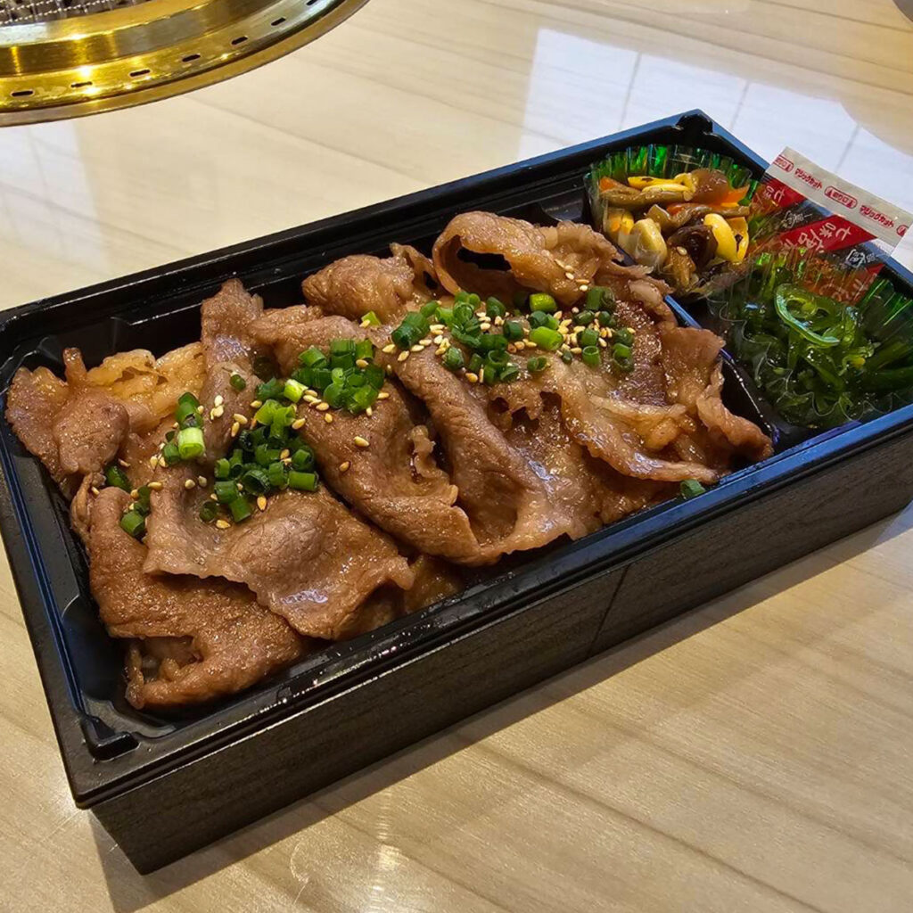 秋田由利牛のカルビ弁当